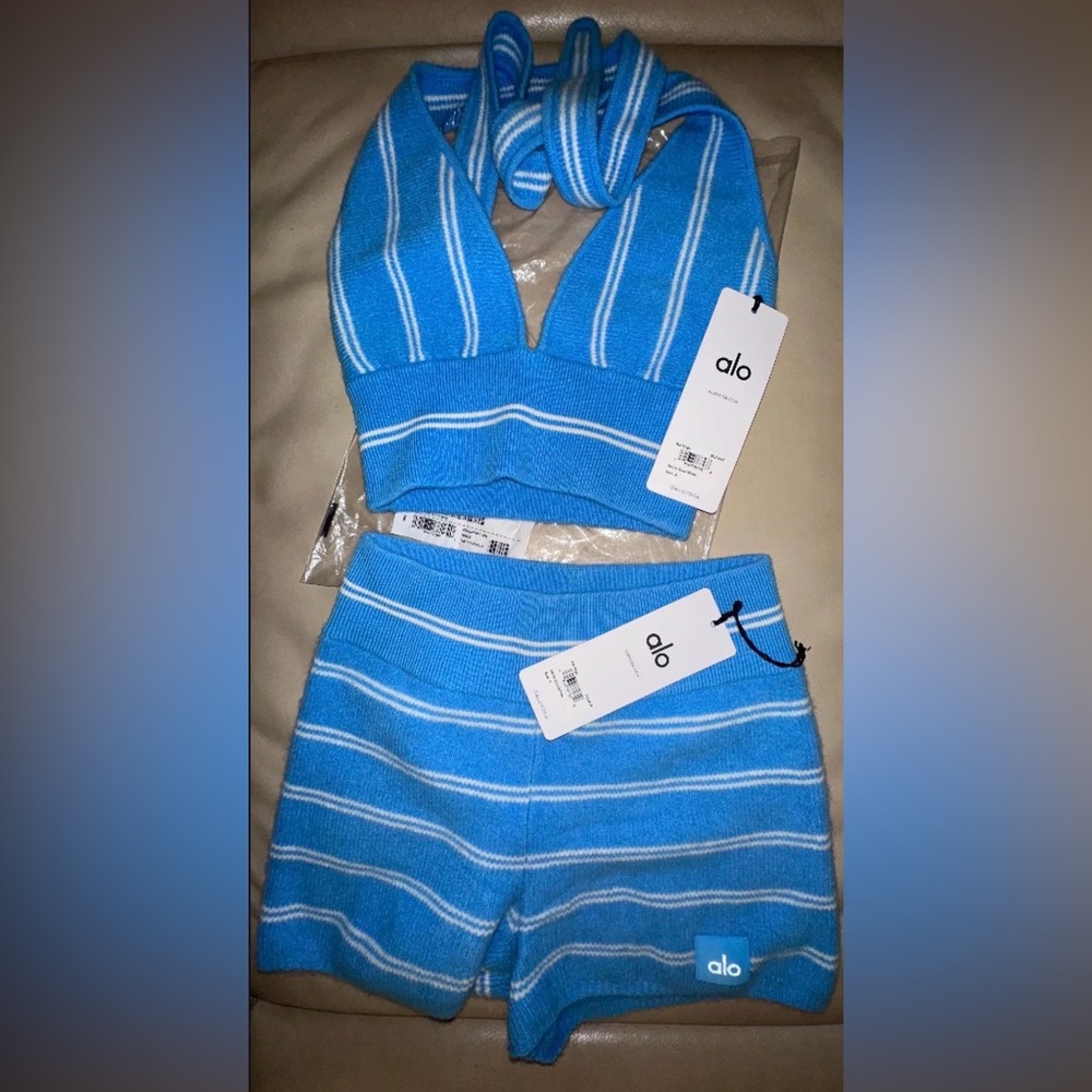 NWT ALO Yoga Cashmere Mini Stripe Azure Halter Top & Shorts Small - Picture 10 of 12